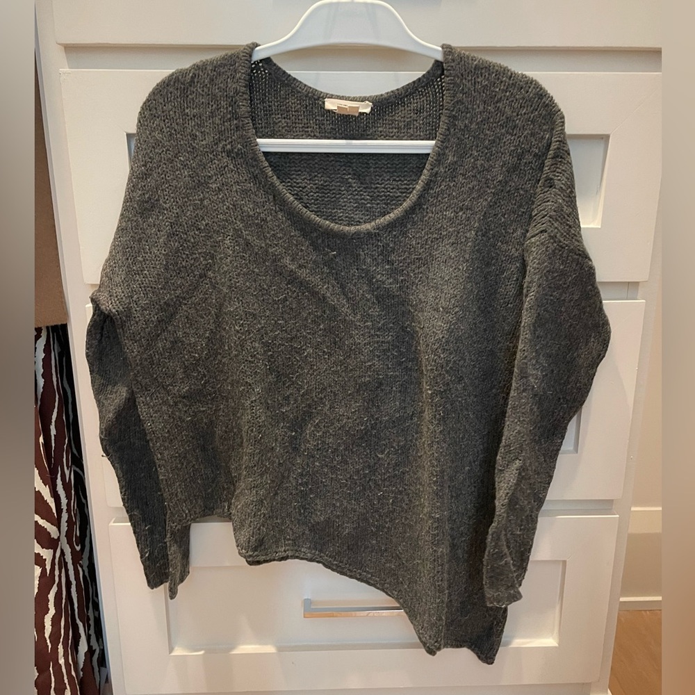 HELMUT LANG ASYMMETRICAL HEM CHARCOAL SWEATER